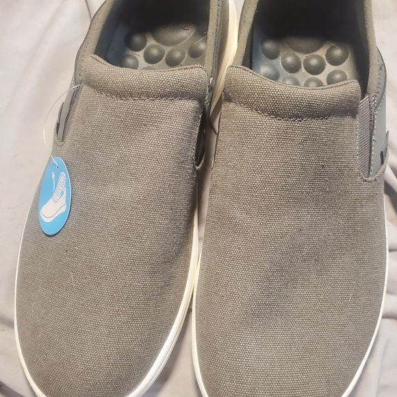 Crocs Mens Reviva Canvas Slip On Loafer 